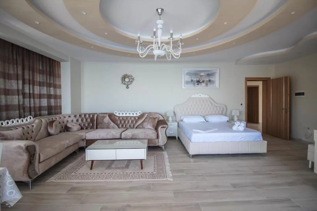 Romario Apartments Suite Std 5.jpg